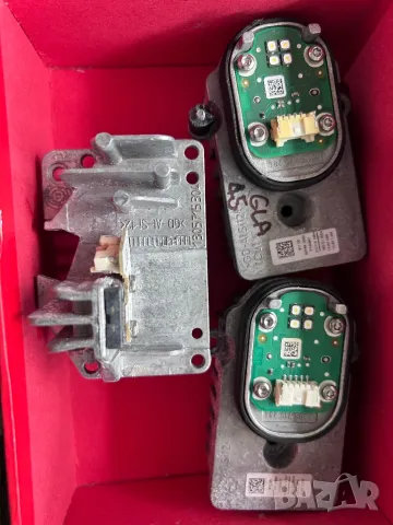 лед модул мигач мерцедес бенц ц класа е класа gla cla и други фар части