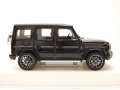 Mercedes-Benz G-Klasse 2025 - мащаб 1:43 на Norev моделът е нов в PVC дисплей-кейс, снимка 4