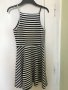 Черно-бяла лятна рокля райе H&M, размер 38, снимка 3