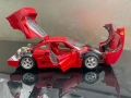 Ретро модел на Ferrari F 40 1/18, снимка 9