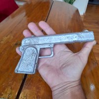 Стар детски пистолет,отливка, снимка 6 - Други ценни предмети - 34227521