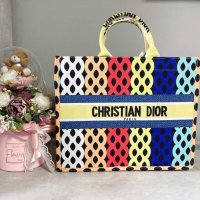 Луксозна чанта / реплика  Cristian Dior , снимка 3 - Чанти - 35228748