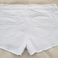 Къси дънкови панталони - бели размер ХЛ, снимка 6 - Къси панталони и бермуди - 40614556
