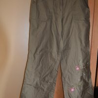 Маслено зелен памучен панталон бродерия, снимка 1 - Панталони - 42322467