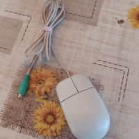 Стара компютърна мишка / 28, снимка 1 - Клавиатури и мишки - 42785111