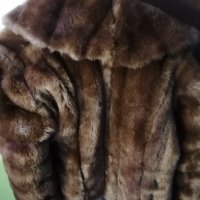 Красиво дебело  палто от изкуствен косъм, снимка 3 - Якета - 35120382