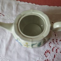 Чайник Villeroy & Boch Delia без капак, снимка 3 - Прибори за хранене, готвене и сервиране - 33984968