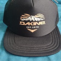 Продавам нова шапка Dakine  ,тип тръкър,all size , снимка 1 - Шапки - 42113699
