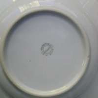 Лот от три стари порцеланови чинии на Изида и други две фабрики в България, снимка 4 - Други ценни предмети - 39515563