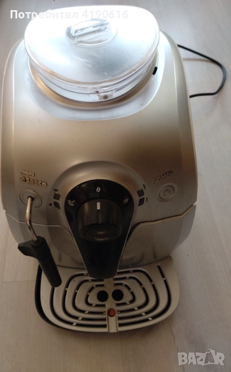 Продавам кафемашина Saeco Xsmall + кит за поддръжка, снимка 1