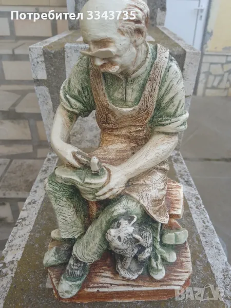 Красива масивна статуетка Обущаря със котката CAPODIMONTE., снимка 1