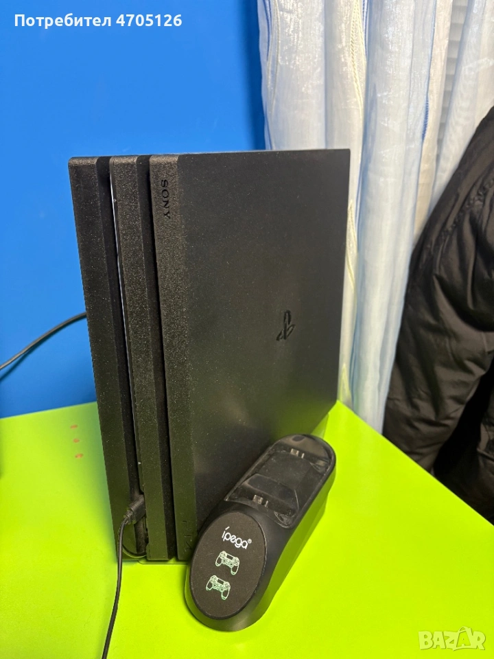 PS4 pro в перфектно състояние , снимка 1