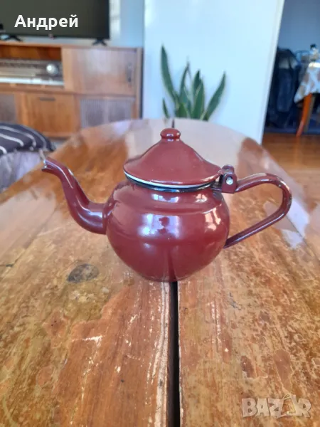 Стар емайлиран чайник #68, снимка 1