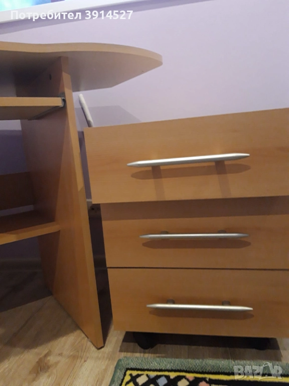 Ученическо бюро ( за ъгъл), снимка 1