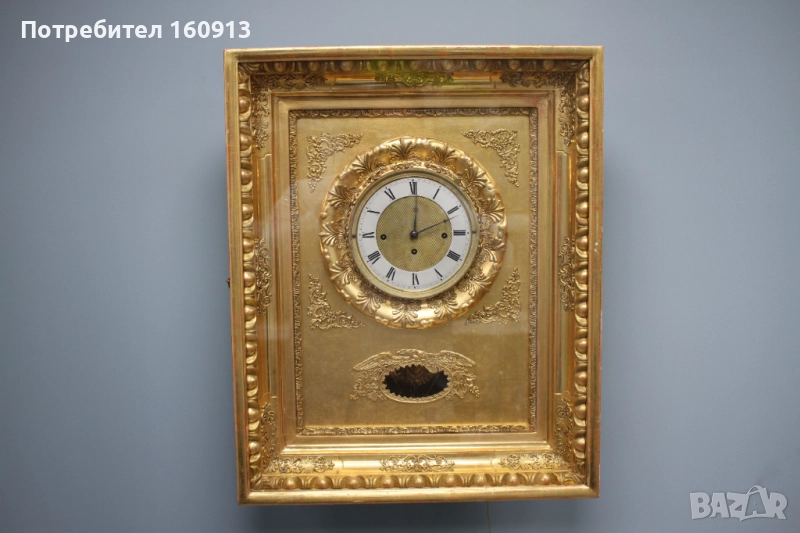 Оригинален античен австрийски стенен часовник с позлатена рамка., снимка 1