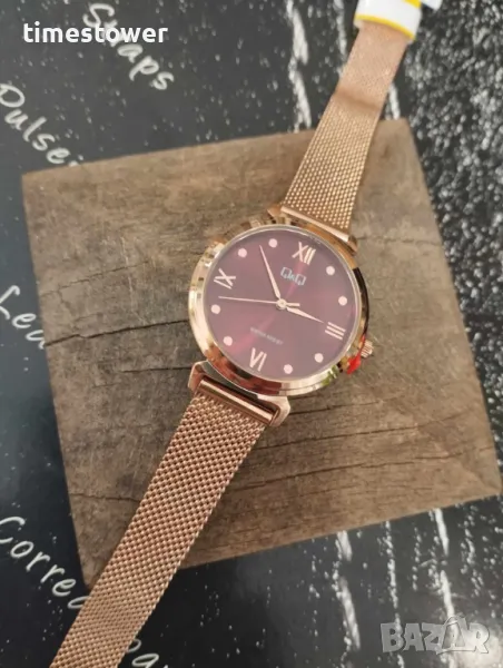 Дамски часовник QQ Q27B, снимка 1