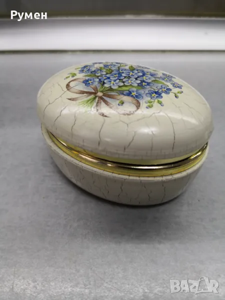 Винтидж кутия за дрънкулки/бижута, снимка 1