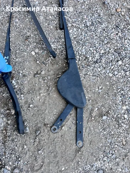 Рамена чистачка ляво и дясно за Мерцедес Ц-класа w203.2000-2006, снимка 1