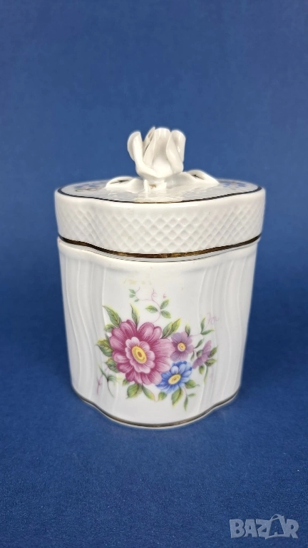 Порцеланов буркан - Hollohaza, снимка 1