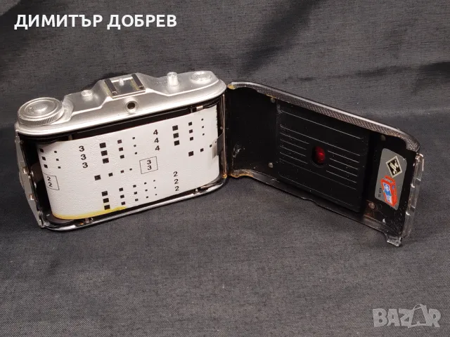 СТАР РЕТРО МЕХОВ ФОТОАПАРАТ AGFA ISOLETTE I, снимка 9 - Антикварни и старинни предмети - 48178679