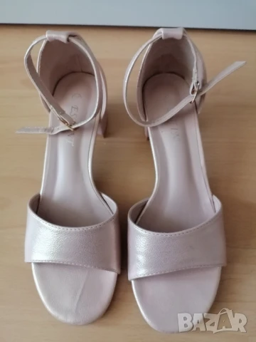 Дамски официални сандали на нисък ток, снимка 2 - Сандали - 50749138