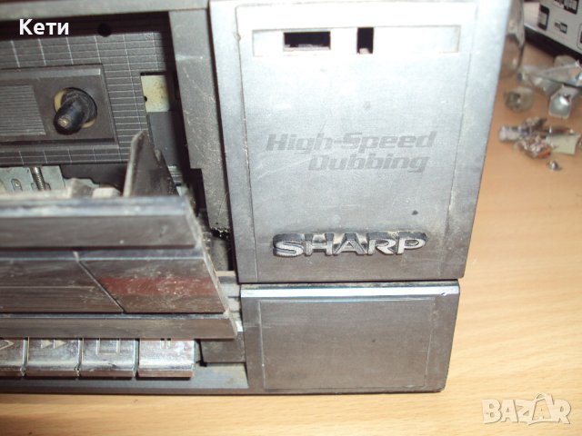 Продавам SHARP GF 560 Z, снимка 3 - Радиокасетофони, транзистори - 42726603