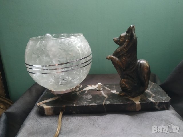 стара настолна лампа арт деко