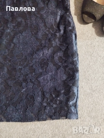 Дантелена рокля в тъмно син цвят S, снимка 3 - Рокли - 51456542