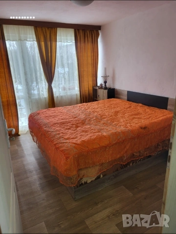 Продава се къща с двор – с. Славеево, обл. Добрич, снимка 7 - Вили - 53156909