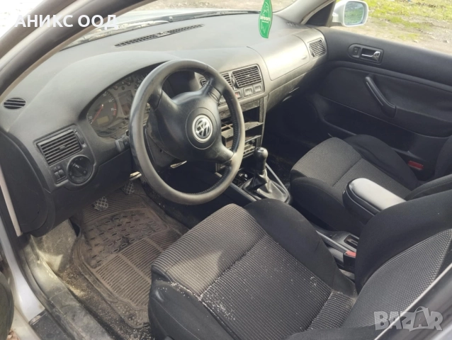 VW Golf 4, снимка 6 - Автомобили и джипове - 52451677