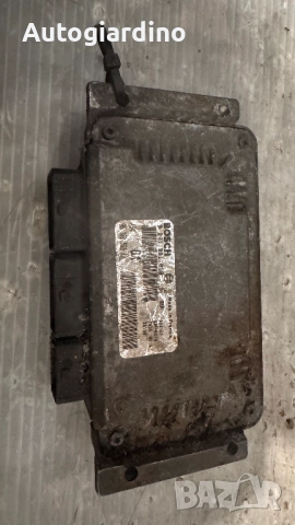 Компютър за двигател / ECU / Моторен компютър за Citroen Saxo - 0281001839 / 9630059880