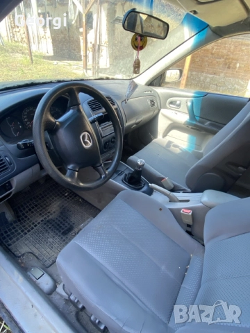 Mazda 323 дизел 2000 кубика продава се цяла за части, снимка 2 - Автомобили и джипове - 55970303