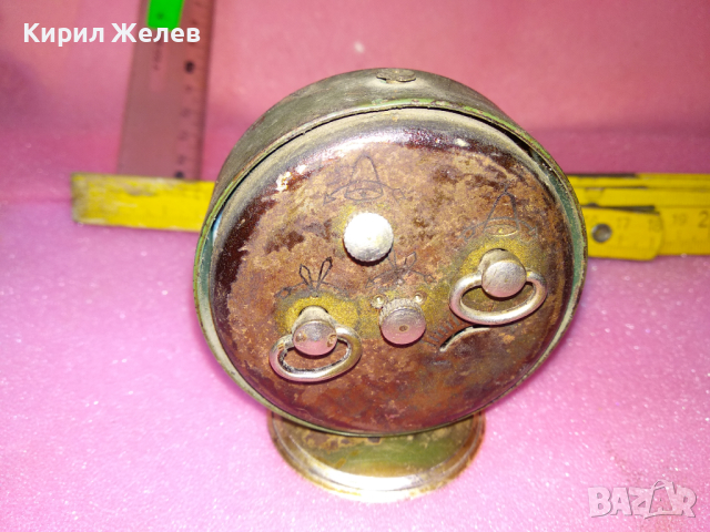 SLAVA MADE in USSR Стар КОЛЕКЦИОНЕРСКИ РУСКИ БУДИЛНИК МЕХАНИЧЕН НАСТОЛЕН ЧАСОВНИК СЛАВА СССР 36935, снимка 2 - Антикварни и старинни предмети - 44534268