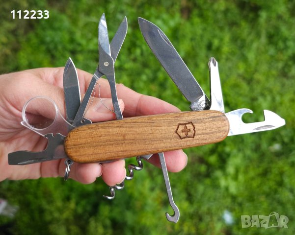 Victorinox Explorer Wood, снимка 4 - Ножове - 40736206