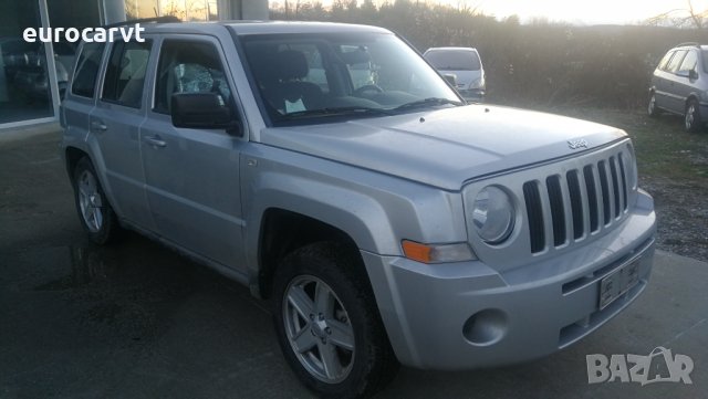 на части Jeep Patriot 2.2 CRD 4x4, снимка 2 - Автомобили и джипове - 31279953