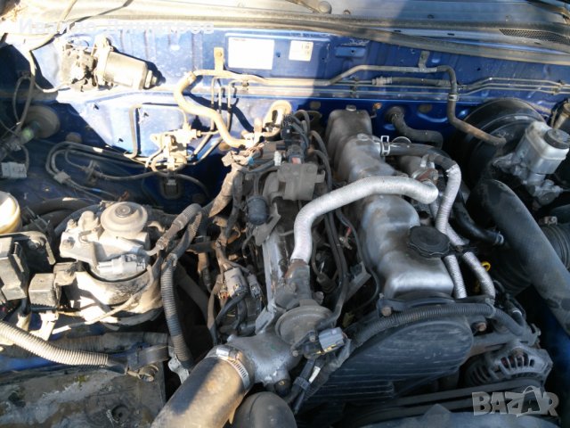 Mazda B2500,на части., снимка 4 - Автомобили и джипове - 29676309