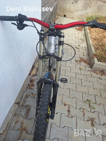 Продавам downhill колело Santa Cruz bullit 2007, снимка 3 - Велосипеди - 51331665