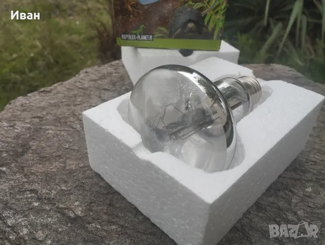 Лампа за терариум, Живачна лампа за игуани,гущери,костенурки и т.н.т, снимка 2 - Терариуми и оборудване - 49687516