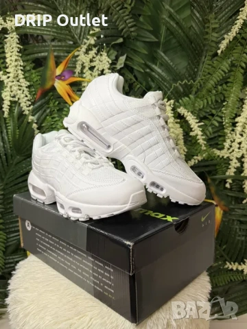 !НОВИ! Nike Air Max 95 | Triple White | + КУТИЯ, снимка 7 - Маратонки - 54167426