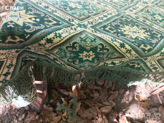Покривка за креват ръчно тъкана-автентична, снимка 1 - Олекотени завивки и одеяла - 38083577