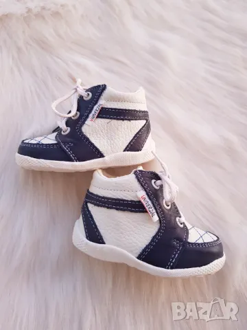 Бебешки обувки за прохождане естествена кожа Univerzál №18, снимка 14 - Бебешки обувки - 49421714