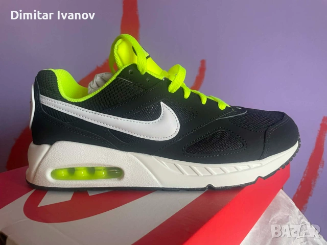 Nike Air Max IVO, снимка 3 - Маратонки - 54196473