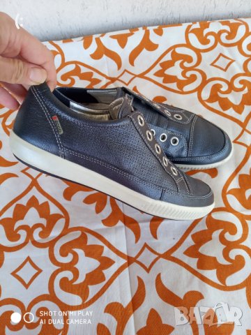 Обувки ecco номер 38., снимка 3 - Дамски ежедневни обувки - 42733705