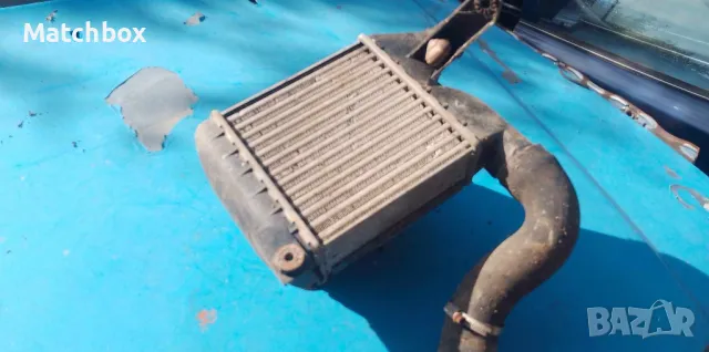 Интеркулер за БМВ BMW Е 39 2.5 , снимка 1