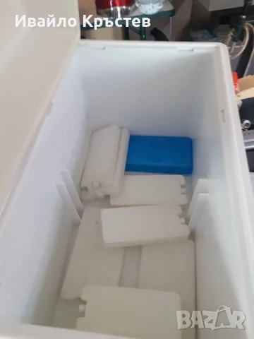 Продавам хладилна чанта