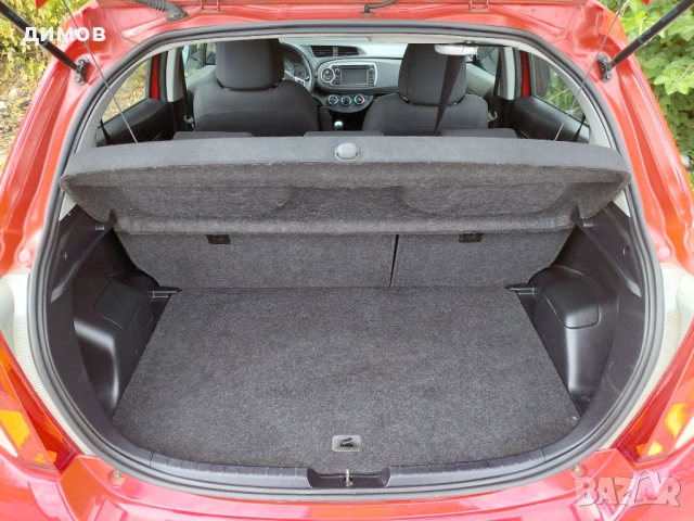 Тойота Yaris 99кс/1.33 Бензин, снимка 7 - Автомобили и джипове - 52185885