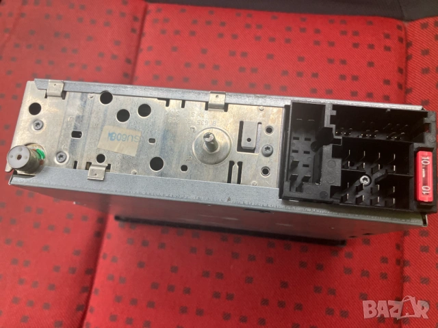 Продавам авторадио Блаупункт, снимка 5 - Радиокасетофони, транзистори - 54024433