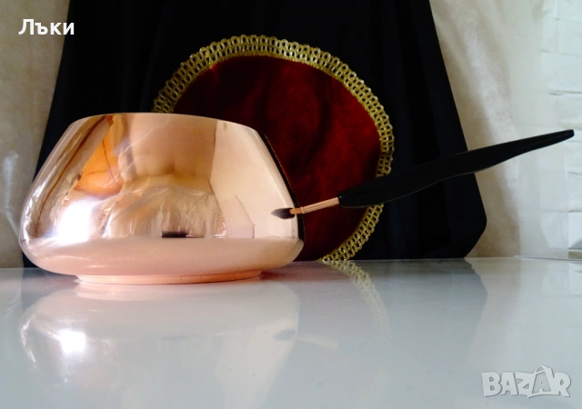 Швейцарска медна тенджера,касерола Perk , снимка 2 - Антикварни и старинни предмети - 53989611