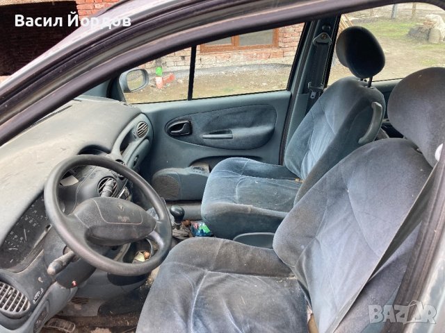 Рено Сциник-Меган. 1.6 90кс, 2001г на Части. , снимка 11 - Автомобили и джипове - 40376706