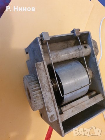 устройство / вана за нанасяне на термолепило със странично лепене за книги с мека подвързия, снимка 2 - Други машини и части - 35231559